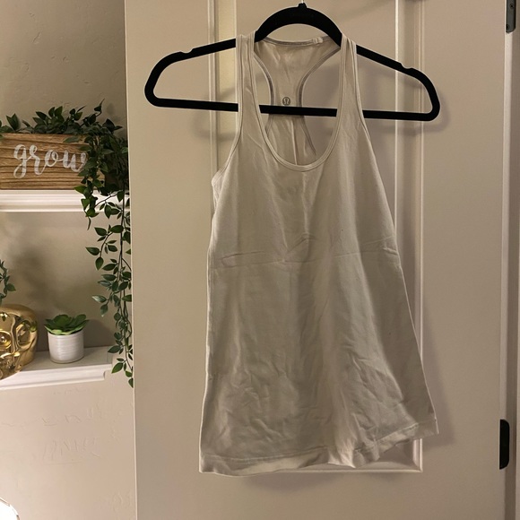 lululemon athletica Tops - White lululemon active top size 6